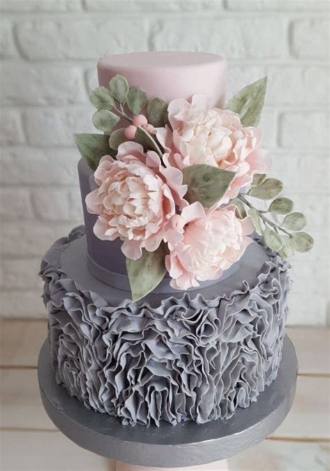 Learn how to decorate cakes with beautifully realistic flowers made from gum paste. Pro tip: use real or silk flowers, not sugar on your cake ...