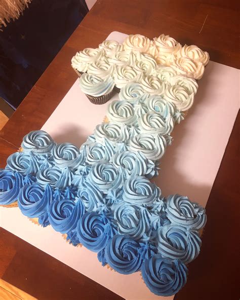 Pull Apart Cupcake Cake First Birthday Cupcakes 1st Birthday