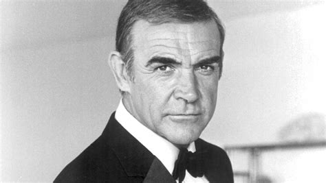 The tall, handsome and muscular scottish actor sean connery is best known as the original actor to portray james bond in the hugely successful movie. Sean Connery ist der beste Bond aller Zeiten