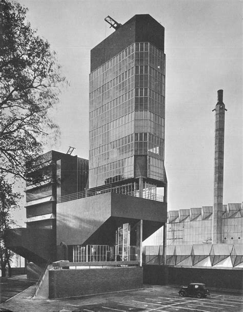 james stirling & james gowan, Leicester University Engineering Building