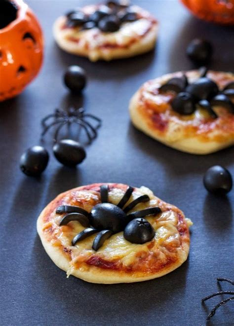 21 halloween baking recipes for this year s spooktacular bash menú de halloween comida de