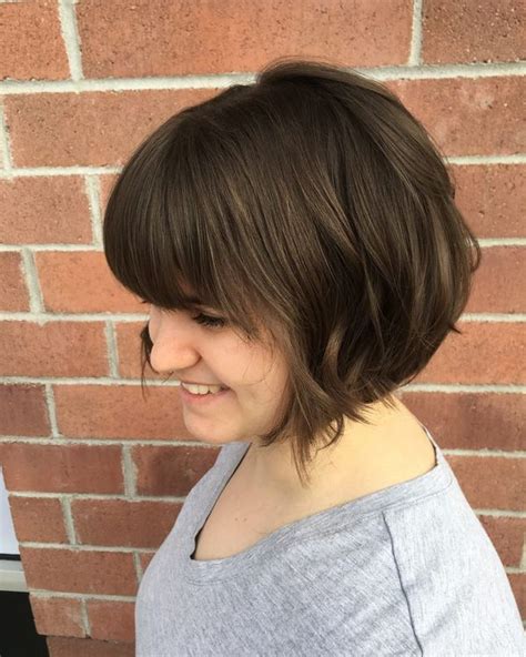 Short haircuts for girls/kids with thin hair. 40 Short Haircuts for Round Faces (Trending in April 2021)