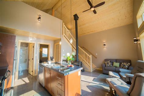 Give the world a shot · 5 star reviews · 24/7 customer service Kootenary Hot Spring Cabins - Nakusp & Halcyon BC - Unit 2 ...