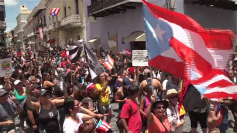 Live Hundreds Of Thousands Protest In Puerto Rico