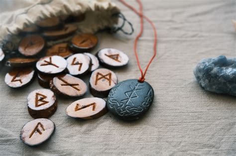 Runen Hun Symboliek En Betekenis Infobronnl