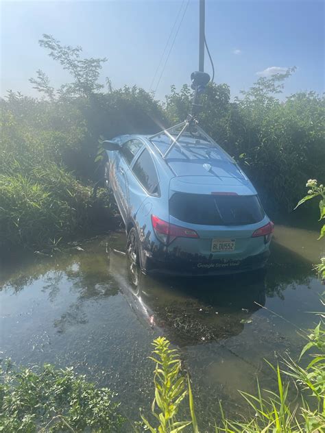 Google Maps car careens into creek after 100mph cop chase • The Register