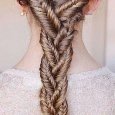 Cross the lower strand over the upper strand so they switch places. Rope braid hairstyles