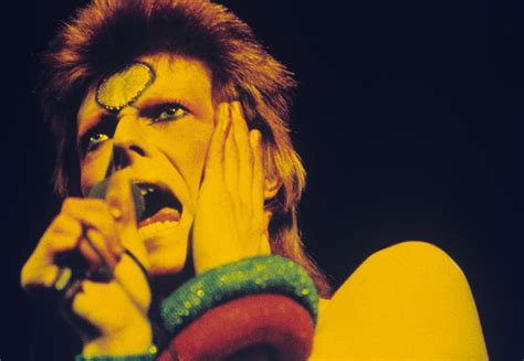 There S A Starman Waiting In The Sky I Like Your Old Stuff Iconic Music Artists And Albums