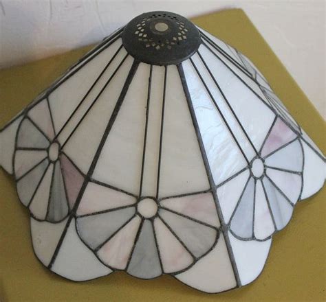 Arts and Crafts Style Stained Glass Lamp Shade | Stained glass lamps