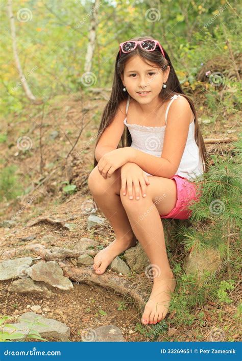 Girl Sitting On Ground Stock Image Image Of Sitting 33269651