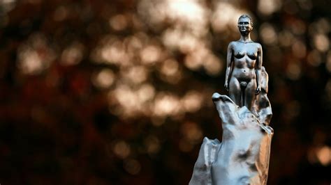 A Nude Statue Of A Feminist Icon Is Sparking Fury My Xxx Hot Girl