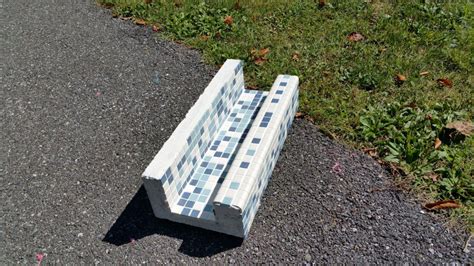Swimming pools can be subdivided many different ways. NATURAL FLOW - Swimming Pool Overflow Systems
