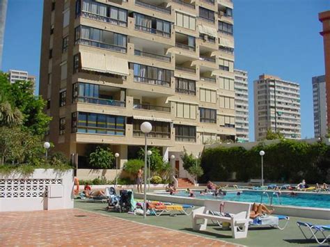 Elija el apartamento perfecto de vacaciones en benidorm. MIL ANUNCIOS.COM - Alquiler de apartamento en benidorm ref 340GMII/IV en Benidorm