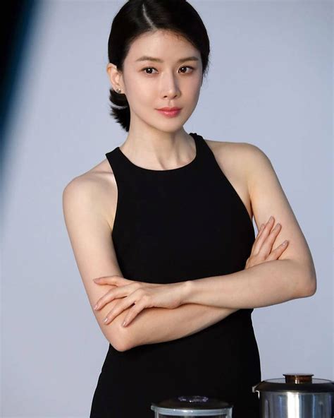 Lee bo young's fanpage official account of the agency ☞ @jwidecompany 드라마 #스타트업 cameo (2020). cr:李寶英吧官博 ️#이보영 #leeboyoung | Lee bo young, Korean ...