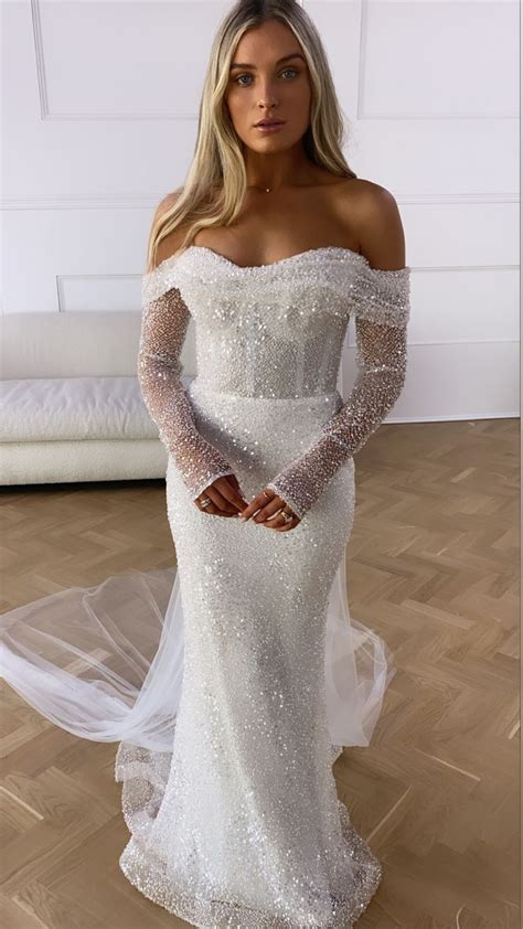 top best australian wedding dress designers in the world check it out now romanticwedding1