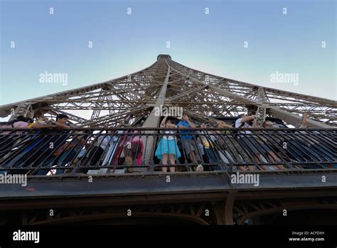 Tourists On The Eiffeltower Stock Photo Alamy