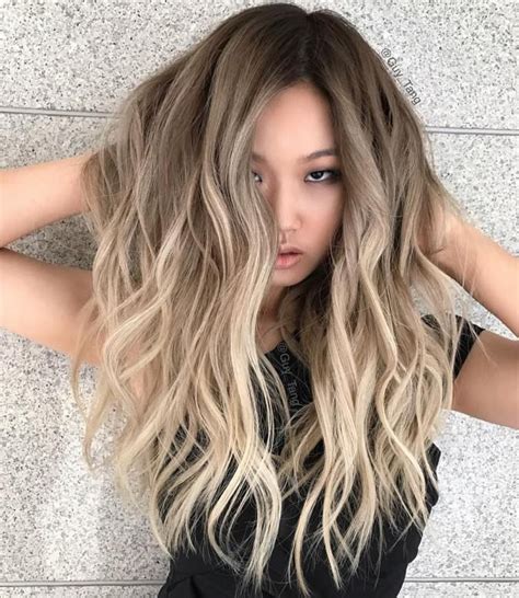 Pin By Mariel On Ombre In 2020 Blonde Hair Looks Hair Styles Hair