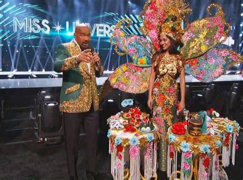 Steve Harvey Announces Wrong Miss Universe Costume Winner