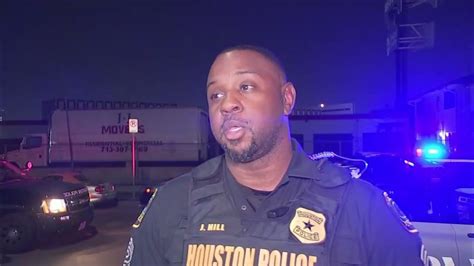 Couple Robbed At Gunpoint In Sw Houston Man Shot And Pistol Whipped Youtube
