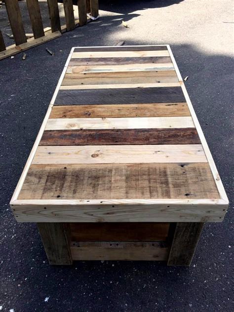 Custom Pallet Coffee Table With Glass Top Easy Pallet Ideas
