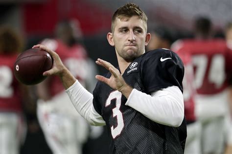 Josh rosen's twitter bio says he's on the bucs and his header is him on the dolphins he suited up josh rosen. Josh Rosen trade rumors 2019: Patriots may not be ...