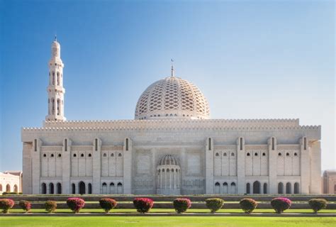 Sultan Qaboos Grand Mosque Muscat Sultanate Of Oman The World