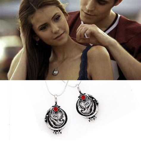 Hot The Vampire Diaries Elenas Vervain Verbena Necklace Antique Locket