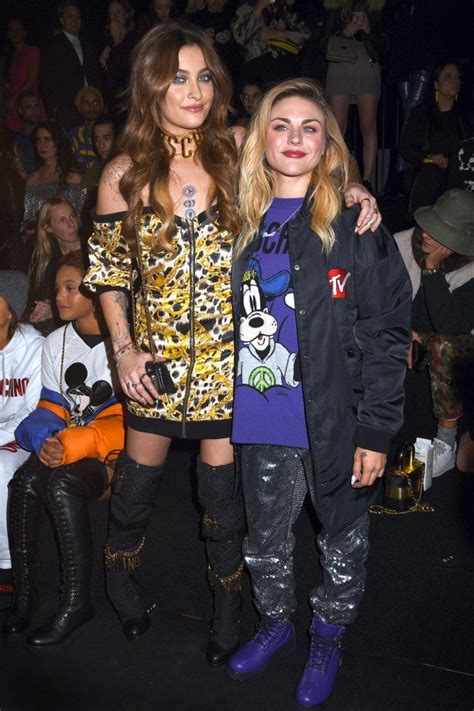 Please like or reblog if you use or save. Rock Royalty! Paris Jackson and Frances Bean Cobain Bond ...