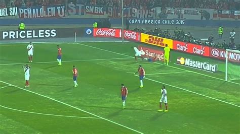 Jefferson Farfan Huge Miss That Hits The Post Chile Vs Peru Copa