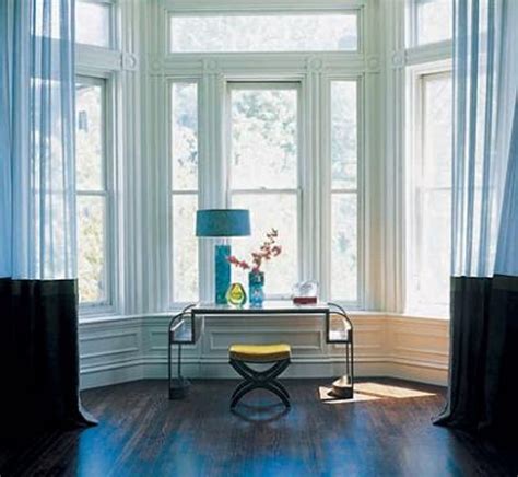 10 Most Sophisticated Ideas To Decorate Bay Window Space ~ Godiygocom