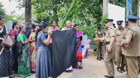 In Pictures And Video Sri Lankan Police Arrest Tamil Families Of