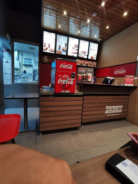 Pizza Hut Opiniones Fotos Horarios 🍴 Menú Número De Teléfono Y