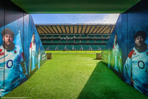 Pitch-side and Players Tunnel | Twickenham Stadium