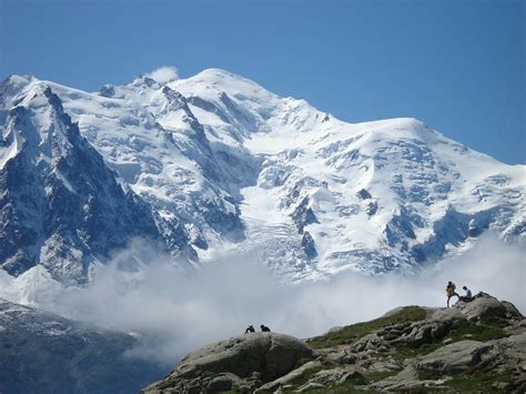 Un Glacier Du Mont Blanc Menace De Seffondrer