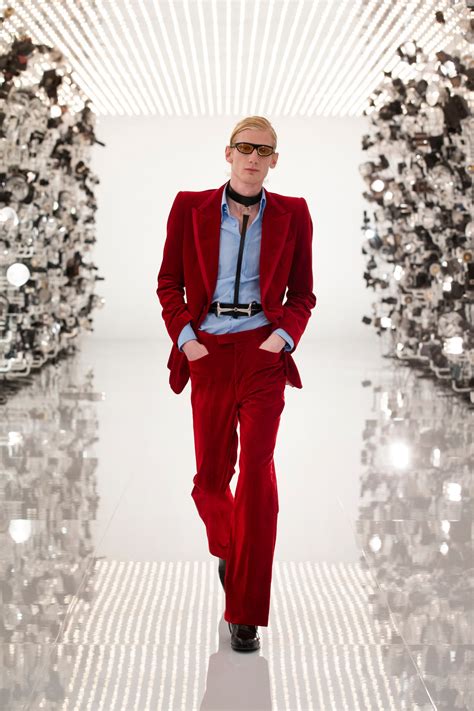 Alessandro Michele Brings Back Tom Fords Guccis 1996 Red Velvet Suit