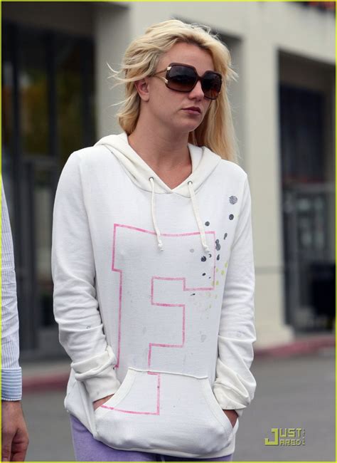 Photo Britney Spears Loves Glee 13 Photo 2454291 Just Jared