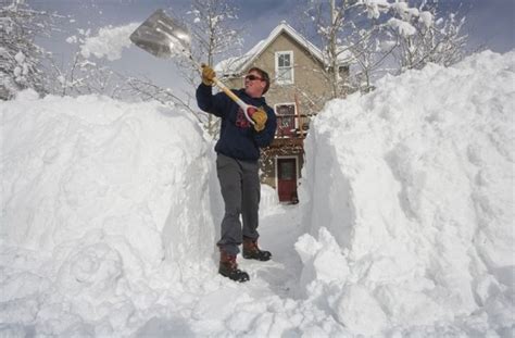 Things To Do During A Blizzard The Grown Ups Guide To Snow Days