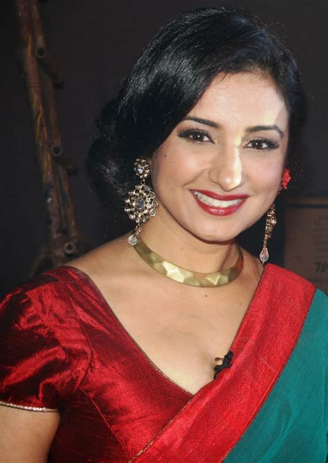 Unseen Hot Spicy Divya Dutta Hot Images