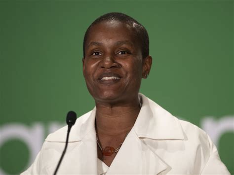 She is the first black canadian and first jewish woman to be elected leader of a federal party in canada.a. Meet The New Green Party Leader Annamie Paul - Chatelaine