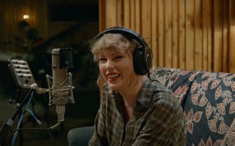 Taylor Swift Debuts ‘folklore The Long Pond Studio Sessions Film