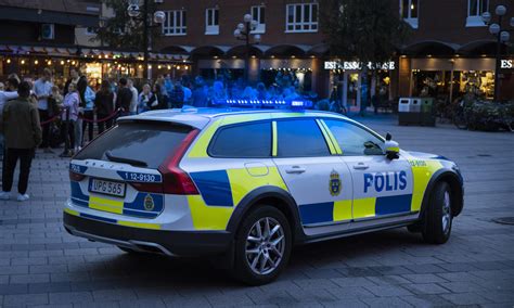 Polisen Får Grönt Ljus Till Fast Blått Ljus Auto Motor And Sport
