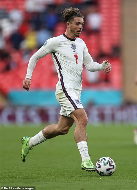 Like most celebrities, jack grealish tries to keep his personal and love life private, so check back often as we will continue to update this page with new dating news and rumors. Jack Grealish provides the attacking flair to unlock Czech ...