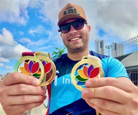 Resenha Cm Notícias Regionais Atleta Paralímpico Leonardo Pauloski Garantiu Três Medalhas De