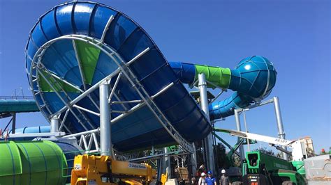 Aquatica 5 Things We Learned About The New Ray Rush Water Slide