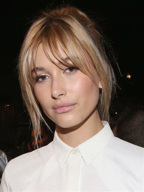 This Short Layered Hairstyles With Curtain Bangs For New Style The