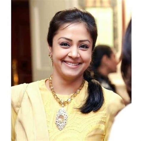 actress jyothika latest pictures