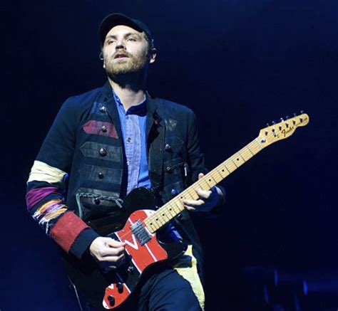 Jonny Buckland Coldplay On A Fender Thinline Telecaster During Viva