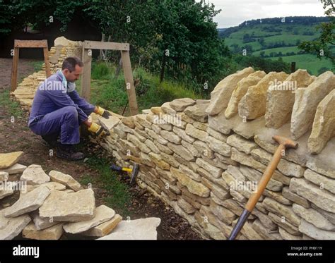 Dry Stone Walling Hi Res Stock Photography And Images Alamy