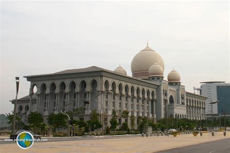 We we recommend booking justice palace (palais de justice) tours ahead of time to secure your spot. The Palace of Justice (Kompleks Kehakiman dan Mahkamah ...