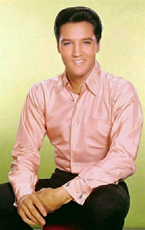 Looks Good In Any Colour Elvis Presley Photos Elvis Elvis Presley